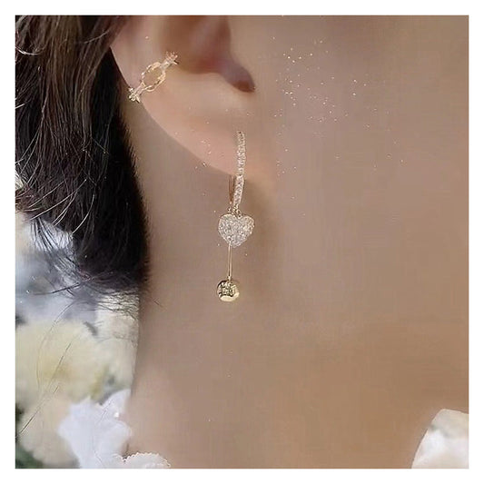 💎💖 Káprázatosan csillogó szív fülbevaló – Elegáns csüngő design, amely optikailag karcsúsítja az arcot ✨
